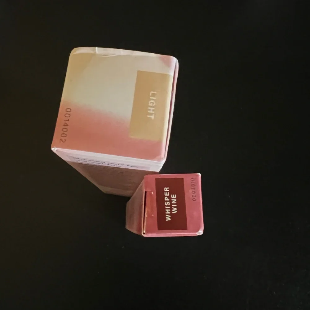 Mally beauty LIGHT foundation and blush